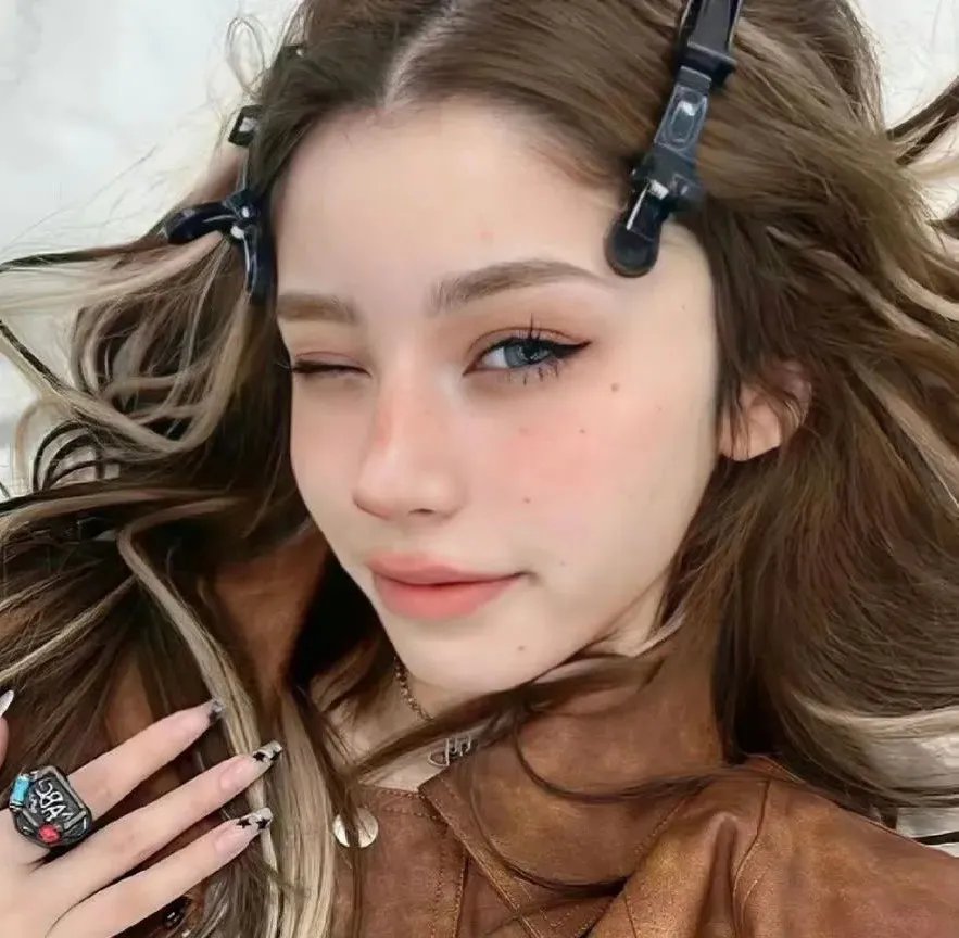 爱上单眼皮男生